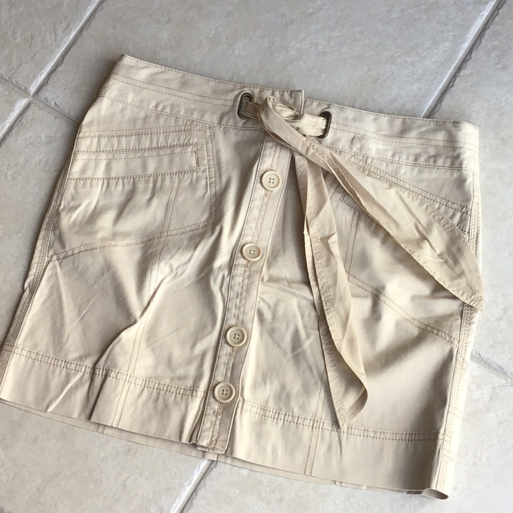 Loft mini skirt. Size 10.